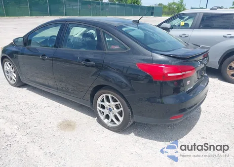 2015 Ford Focus Se z USA, uszkodzony, nr VIN 1FADP3F2XFL284094